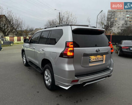 Серый Тойота Ленд Крузер Прадо, объемом двигателя 2.8 л и пробегом 144 тыс. км за 37000 $, фото 10 на Automoto.ua