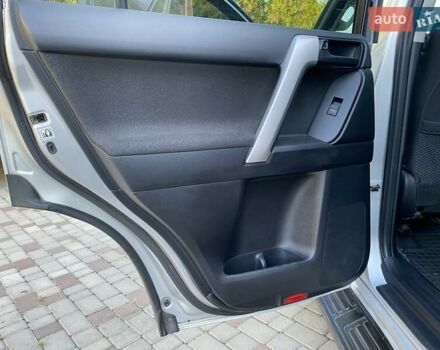 Серый Тойота Ленд Крузер Прадо, объемом двигателя 2.75 л и пробегом 90 тыс. км за 38000 $, фото 11 на Automoto.ua