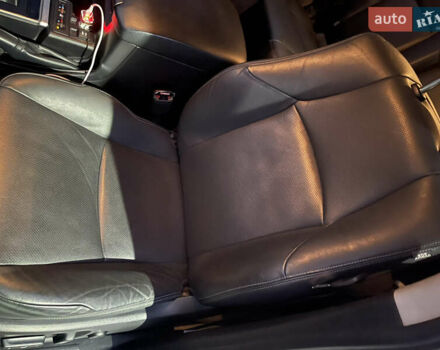 Серый Тойота Ленд Крузер Прадо, объемом двигателя 2.8 л и пробегом 144 тыс. км за 37000 $, фото 31 на Automoto.ua