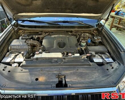 Серый Тойота Ленд Крузер Прадо, объемом двигателя 2.8 л и пробегом 190 тыс. км за 35000 $, фото 9 на Automoto.ua