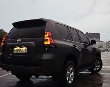 Сірий Тойота Ленд Крузер Прадо, об'ємом двигуна 2.69 л та пробігом 120 тис. км за 27790 $, фото 2 на Automoto.ua