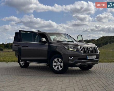 Серый Тойота Ленд Крузер Прадо, объемом двигателя 3.96 л и пробегом 130 тыс. км за 40500 $, фото 6 на Automoto.ua