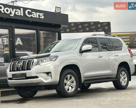 Серый Тойота Ленд Крузер Прадо, объемом двигателя 3.96 л и пробегом 123 тыс. км за 35200 $, фото 5 на Automoto.ua