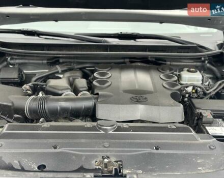 Серый Тойота Ленд Крузер Прадо, объемом двигателя 3.96 л и пробегом 123 тыс. км за 33500 $, фото 26 на Automoto.ua