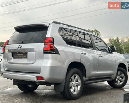 Серый Тойота Ленд Крузер Прадо, объемом двигателя 3.96 л и пробегом 123 тыс. км за 35200 $, фото 1 на Automoto.ua