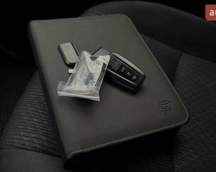 Сірий Тойота Ленд Крузер Прадо, об'ємом двигуна 2.75 л та пробігом 58 тис. км за 38252 $, фото 40 на Automoto.ua