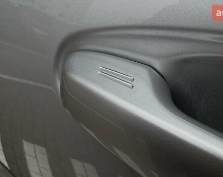 Сірий Тойота Ленд Крузер Прадо, об'ємом двигуна 2.75 л та пробігом 58 тис. км за 38252 $, фото 38 на Automoto.ua