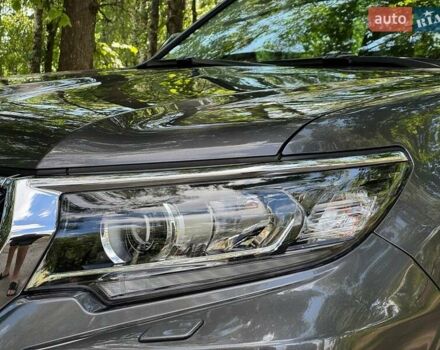 Сірий Тойота Ленд Крузер Прадо, об'ємом двигуна 4 л та пробігом 129 тис. км за 39980 $, фото 6 на Automoto.ua