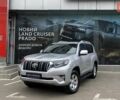 Сірий Тойота Ленд Крузер Прадо, об'ємом двигуна 3.96 л та пробігом 142 тис. км за 34913 $, фото 1 на Automoto.ua