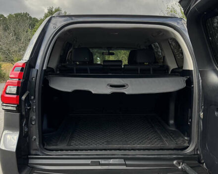 Серый Тойота Ленд Крузер Прадо, объемом двигателя 2.8 л и пробегом 174 тыс. км за 39000 $, фото 25 на Automoto.ua