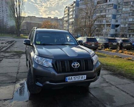 Серый Тойота Ленд Крузер Прадо, объемом двигателя 2.7 л и пробегом 171 тыс. км за 29500 $, фото 1 на Automoto.ua