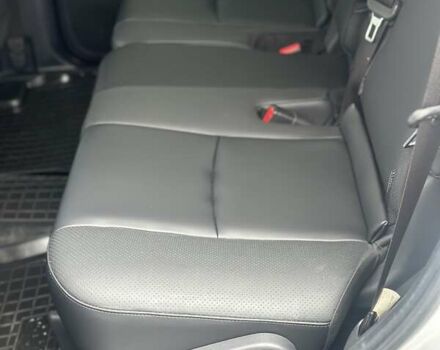 Серый Тойота Ленд Крузер Прадо, объемом двигателя 3.96 л и пробегом 123 тыс. км за 33500 $, фото 15 на Automoto.ua