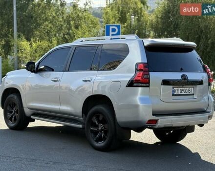 Сірий Тойота Ленд Крузер Прадо, об'ємом двигуна 4 л та пробігом 148 тис. км за 38999 $, фото 9 на Automoto.ua