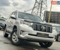 Серый Тойота Ленд Крузер Прадо, объемом двигателя 3.96 л и пробегом 123 тыс. км за 35200 $, фото 2 на Automoto.ua