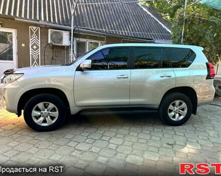 Серый Тойота Ленд Крузер Прадо, объемом двигателя 2.8 л и пробегом 190 тыс. км за 35000 $, фото 2 на Automoto.ua