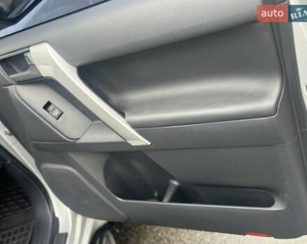 Серый Тойота Ленд Крузер Прадо, объемом двигателя 3.96 л и пробегом 123 тыс. км за 33500 $, фото 18 на Automoto.ua