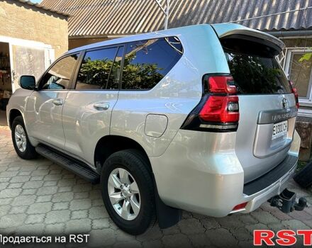 Серый Тойота Ленд Крузер Прадо, объемом двигателя 2.8 л и пробегом 190 тыс. км за 35000 $, фото 3 на Automoto.ua