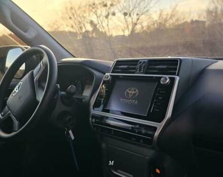 Сірий Тойота Ленд Крузер Прадо, об'ємом двигуна 2.69 л та пробігом 120 тис. км за 27790 $, фото 13 на Automoto.ua