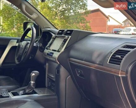 Сірий Тойота Ленд Крузер Прадо, об'ємом двигуна 4 л та пробігом 129 тис. км за 39980 $, фото 65 на Automoto.ua