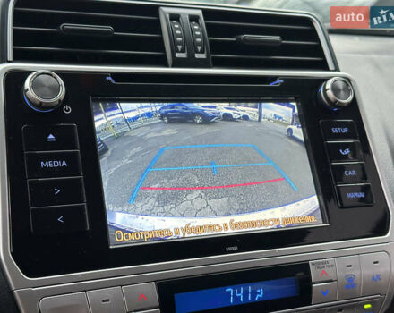 Серый Тойота Ленд Крузер Прадо, объемом двигателя 3.96 л и пробегом 123 тыс. км за 35200 $, фото 32 на Automoto.ua