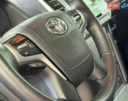 Сірий Тойота Ленд Крузер Прадо, об'ємом двигуна 4 л та пробігом 129 тис. км за 39980 $, фото 48 на Automoto.ua