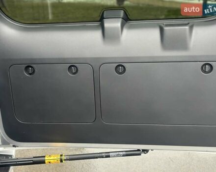 Серый Тойота Ленд Крузер Прадо, объемом двигателя 3.96 л и пробегом 123 тыс. км за 33500 $, фото 24 на Automoto.ua