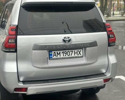 Серый Тойота Ленд Крузер Прадо, объемом двигателя 3.96 л и пробегом 123 тыс. км за 33500 $, фото 4 на Automoto.ua