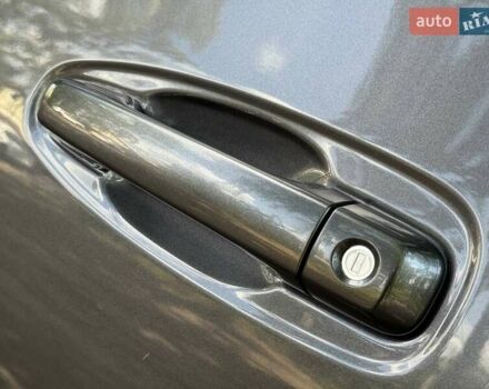 Сірий Тойота Ленд Крузер Прадо, об'ємом двигуна 4 л та пробігом 129 тис. км за 39980 $, фото 26 на Automoto.ua