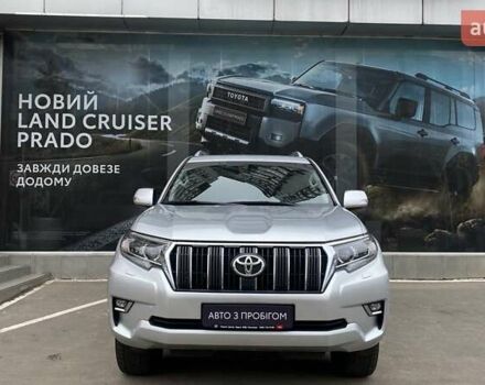 Сірий Тойота Ленд Крузер Прадо, об'ємом двигуна 3.96 л та пробігом 142 тис. км за 34913 $, фото 4 на Automoto.ua