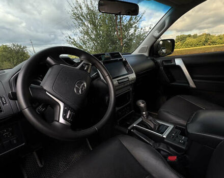 Серый Тойота Ленд Крузер Прадо, объемом двигателя 2.8 л и пробегом 174 тыс. км за 39000 $, фото 17 на Automoto.ua