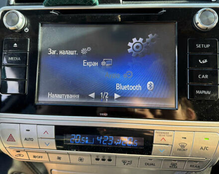 Серый Тойота Ленд Крузер Прадо, объемом двигателя 2.8 л и пробегом 174 тыс. км за 39000 $, фото 11 на Automoto.ua