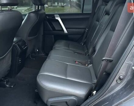 Сірий Тойота Ленд Крузер Прадо, об'ємом двигуна 2.75 л та пробігом 171 тис. км за 37000 $, фото 6 на Automoto.ua