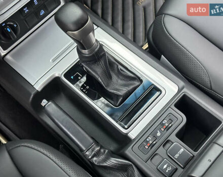 Серый Тойота Ленд Крузер Прадо, объемом двигателя 3.96 л и пробегом 123 тыс. км за 35200 $, фото 33 на Automoto.ua