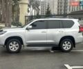 Серый Тойота Ленд Крузер Прадо, объемом двигателя 3.96 л и пробегом 123 тыс. км за 33500 $, фото 2 на Automoto.ua