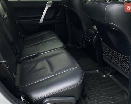 Сірий Тойота Ленд Крузер Прадо, об'ємом двигуна 3.96 л та пробігом 142 тис. км за 34913 $, фото 7 на Automoto.ua