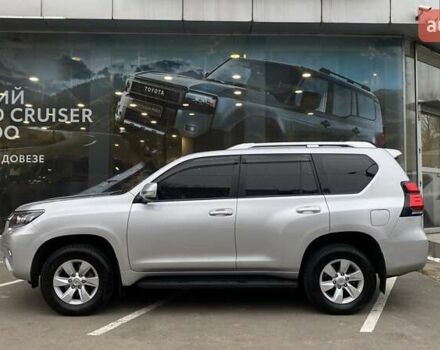 Сірий Тойота Ленд Крузер Прадо, об'ємом двигуна 3.96 л та пробігом 142 тис. км за 34913 $, фото 2 на Automoto.ua