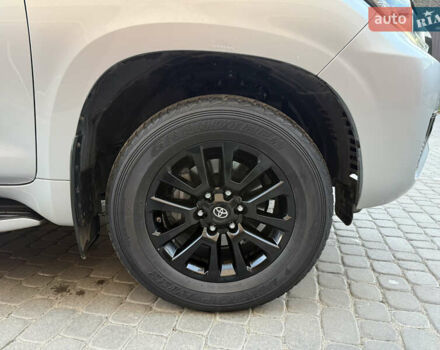 Серый Тойота Ленд Крузер Прадо, объемом двигателя 4 л и пробегом 91 тыс. км за 43500 $, фото 36 на Automoto.ua