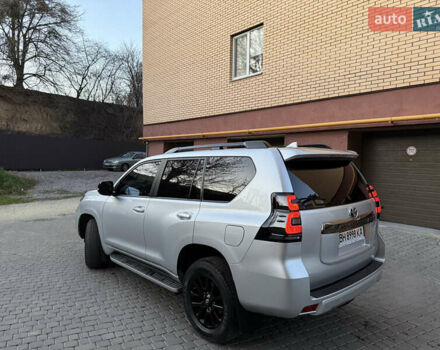 Серый Тойота Ленд Крузер Прадо, объемом двигателя 4 л и пробегом 91 тыс. км за 43500 $, фото 116 на Automoto.ua