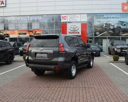 Серый Тойота Ленд Крузер Прадо, объемом двигателя 2.76 л и пробегом 92 тыс. км за 38300 $, фото 16 на Automoto.ua
