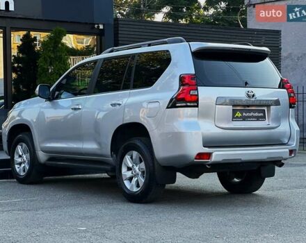 Тойота Ленд Крузер Прадо 2020 в Киеве на Automoto.ua Серый Тойота Ленд Крузер Прадо, объемом двигателя 2.76 л и пробегом 28 тыс. км за 43499 $, фото 17 на Automoto.ua