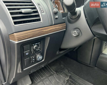 Серый Тойота Ленд Крузер Прадо, объемом двигателя 3.96 л и пробегом 64 тыс. км за 42900 $, фото 11 на Automoto.ua