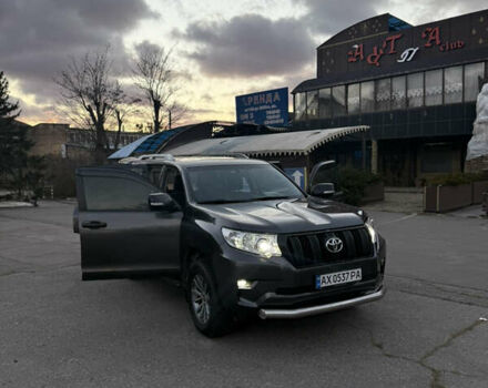 Сірий Тойота Ленд Крузер Прадо, об'ємом двигуна 2.8 л та пробігом 261 тис. км за 37999 $, фото 23 на Automoto.ua