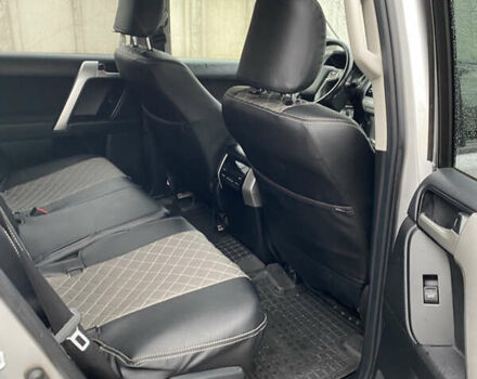 Серый Тойота Ленд Крузер Прадо, объемом двигателя 3.96 л и пробегом 56 тыс. км за 44500 $, фото 5 на Automoto.ua