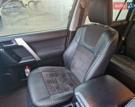 Серый Тойота Ленд Крузер Прадо, объемом двигателя 2.8 л и пробегом 260 тыс. км за 39800 $, фото 22 на Automoto.ua