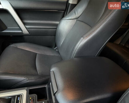 Серый Тойота Ленд Крузер Прадо, объемом двигателя 4 л и пробегом 91 тыс. км за 43500 $, фото 73 на Automoto.ua