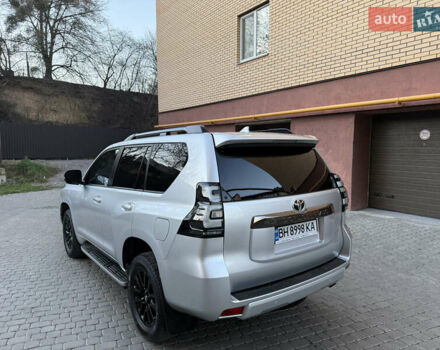 Серый Тойота Ленд Крузер Прадо, объемом двигателя 4 л и пробегом 91 тыс. км за 43500 $, фото 40 на Automoto.ua
