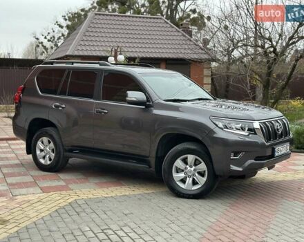 Серый Тойота Ленд Крузер Прадо, объемом двигателя 2.76 л и пробегом 134 тыс. км за 40500 $, фото 1 на Automoto.ua