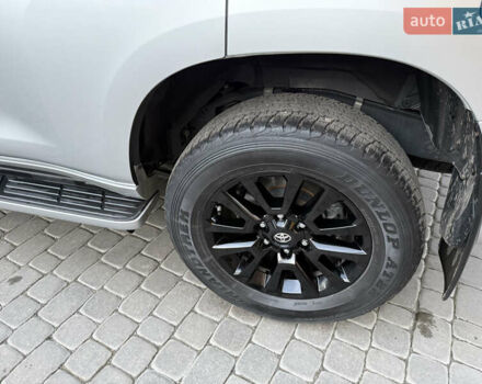 Серый Тойота Ленд Крузер Прадо, объемом двигателя 4 л и пробегом 91 тыс. км за 43500 $, фото 49 на Automoto.ua