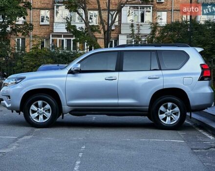 Тойота Ленд Крузер Прадо 2020 в Киеве на Automoto.ua Серый Тойота Ленд Крузер Прадо, объемом двигателя 2.76 л и пробегом 28 тыс. км за 43499 $, фото 11 на Automoto.ua