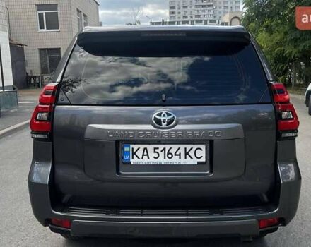 Сірий Тойота Ленд Крузер Прадо, об'ємом двигуна 2.76 л та пробігом 111 тис. км за 42000 $, фото 3 на Automoto.ua